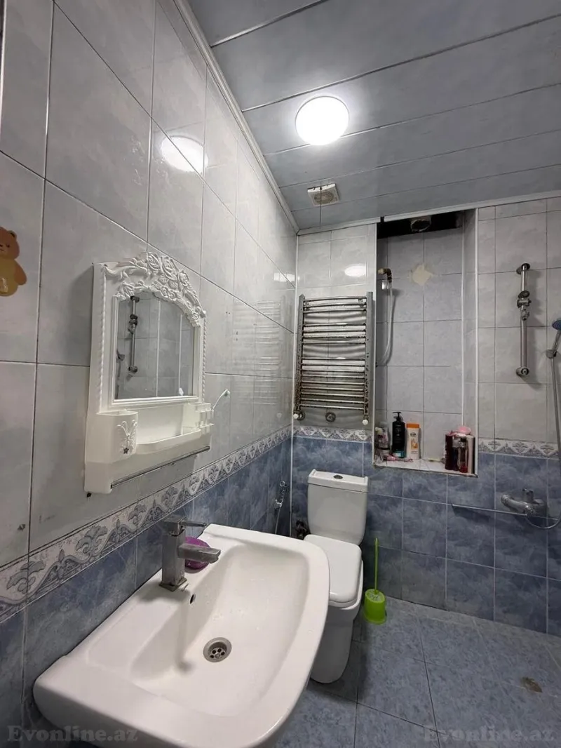 Satılır 4 otaqlı Mənzil Köhnə tikili 73 m² Nəsimi r. - şəkil 12