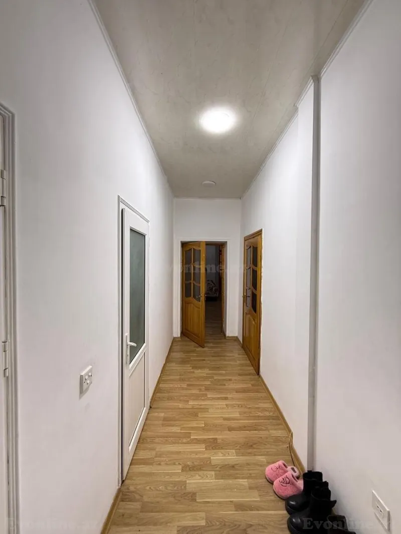 Satılır 4 otaqlı Mənzil Köhnə tikili 73 m² Nəsimi r. - şəkil 16