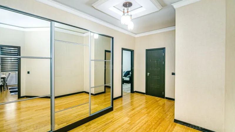 Kirayə verilir 3 otaqlı Mənzil Yeni tikili 158 m² Yeni Yasamal - şəkil 21