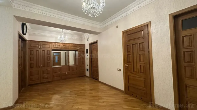 Satılır 4 otaqlı Mənzil Yeni tikili 170 m² Nəriman Nərimanov m. - şəkil 13