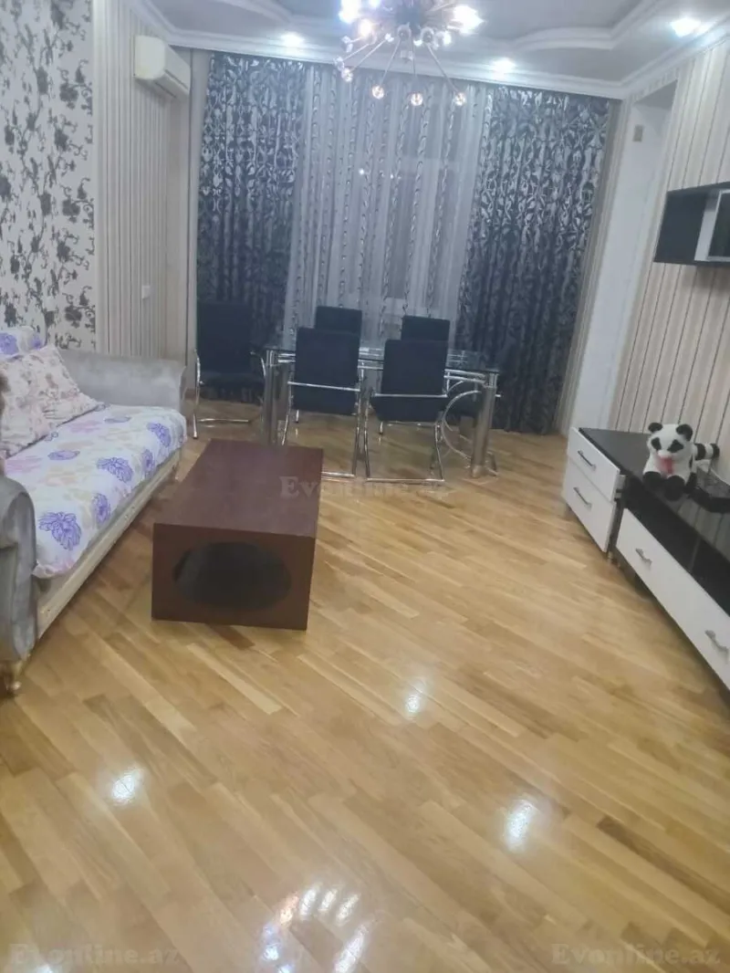 2 otaqlı Mənzil 105 m² 1-ci mikrorayon Satılır