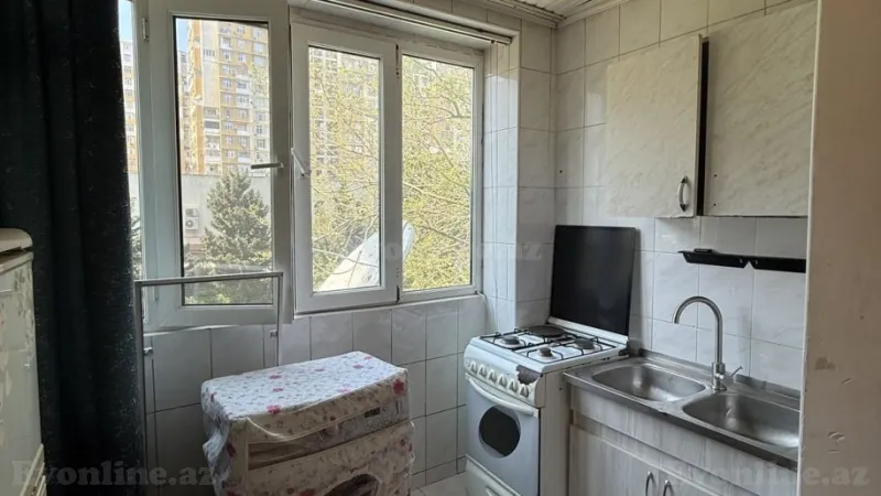 Kirayə verilir 3 otaqlı Mənzil Köhnə tikili 75 m² Həzi Aslanov - şəkil 9