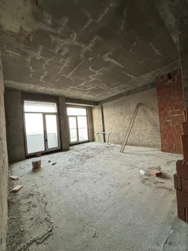 Satılır 2 otaqlı Mənzil Yeni tikili 51 m² 8 Noyabr m. - şəkil 2