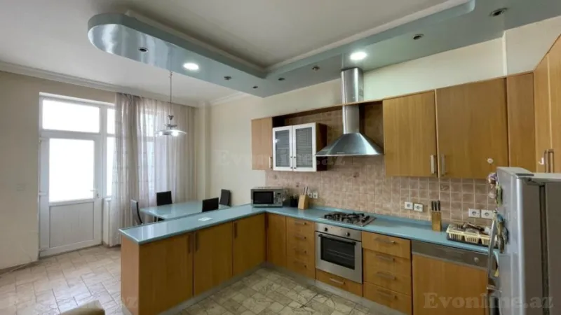 Satılır 4 otaqlı Mənzil Yeni tikili 180 m² Elmlər Akademiyası m. - şəkil 9