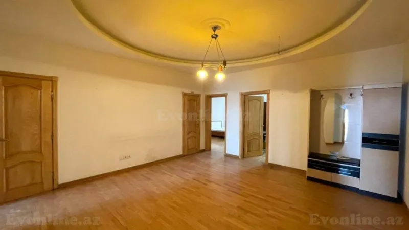 Satılır 4 otaqlı Mənzil Yeni tikili 180 m² Elmlər Akademiyası m. - şəkil 11