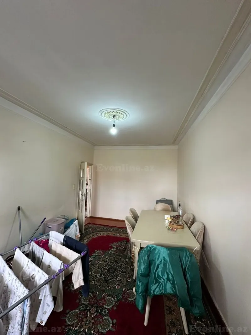 Satılır 3 otaqlı Mənzil Köhnə tikili 85 m² Yeni Yasamal - şəkil 2