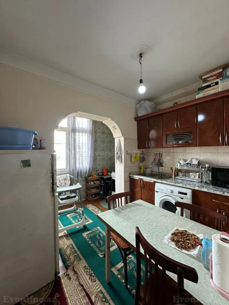 Satılır 3 otaqlı Mənzil Köhnə tikili 85 m² Yeni Yasamal - şəkil 5
