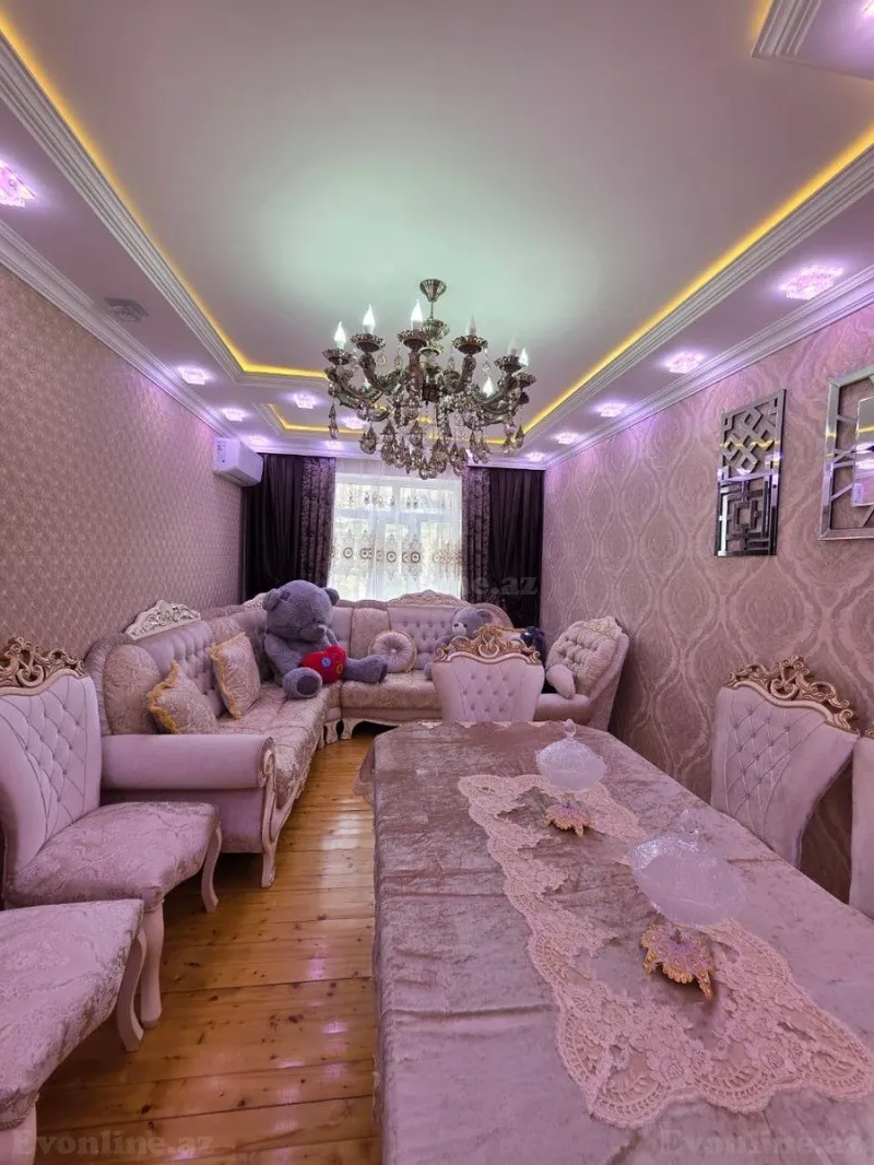 3 otaqlı Mənzil 75 m² Xətai r. Satılır