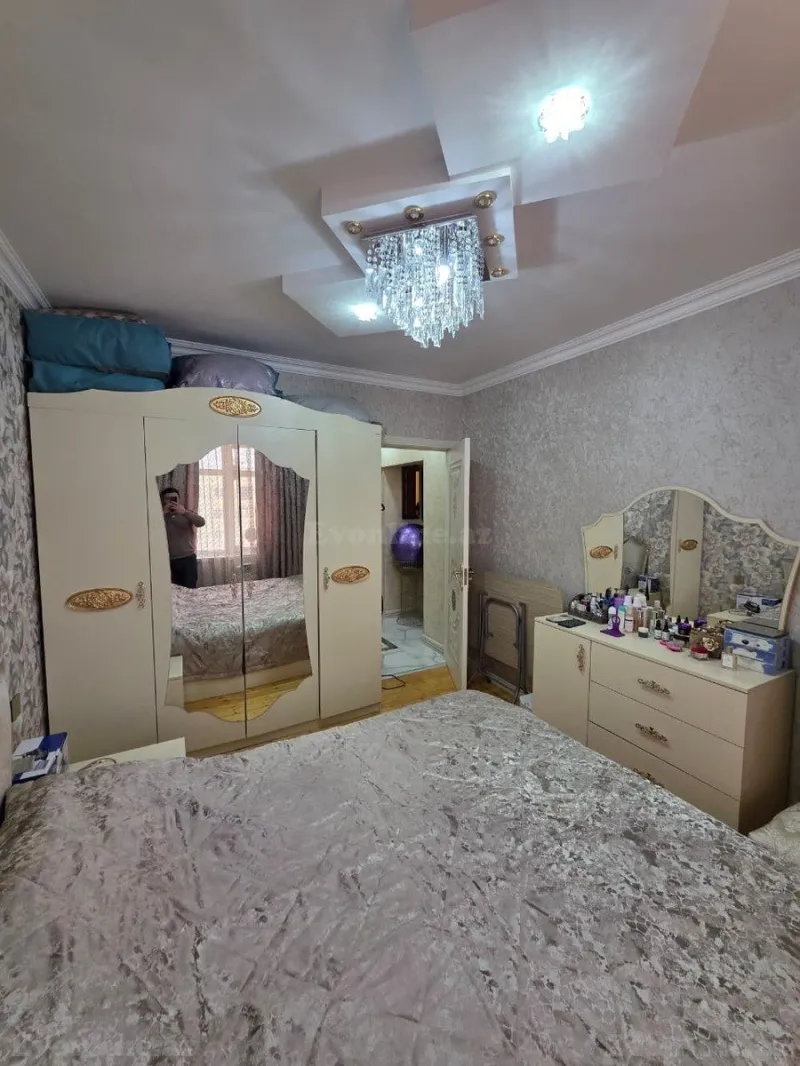 Satılır 3 otaqlı Mənzil Köhnə tikili 75 m² Xətai r. - şəkil 6