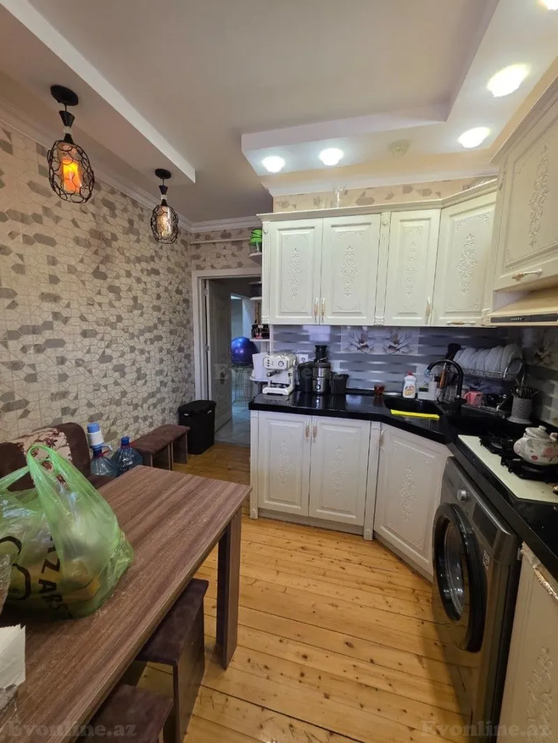 Satılır 3 otaqlı Mənzil Köhnə tikili 75 m² Xətai r. - şəkil 12