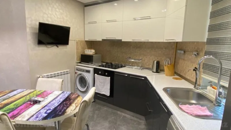 Satılır 3 otaqlı Mənzil Köhnə tikili 92 m² Bayıl - şəkil 17