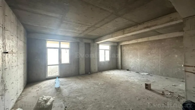 Satılır 4 otaqlı Mənzil Yeni tikili 174 m² 28 May m. - şəkil 3