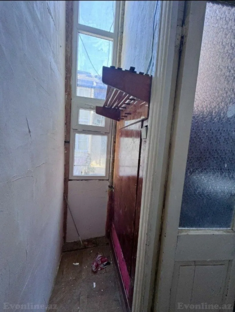 Satılır 3 otaqlı Mənzil Köhnə tikili 60 m² Sahil m. - şəkil 4