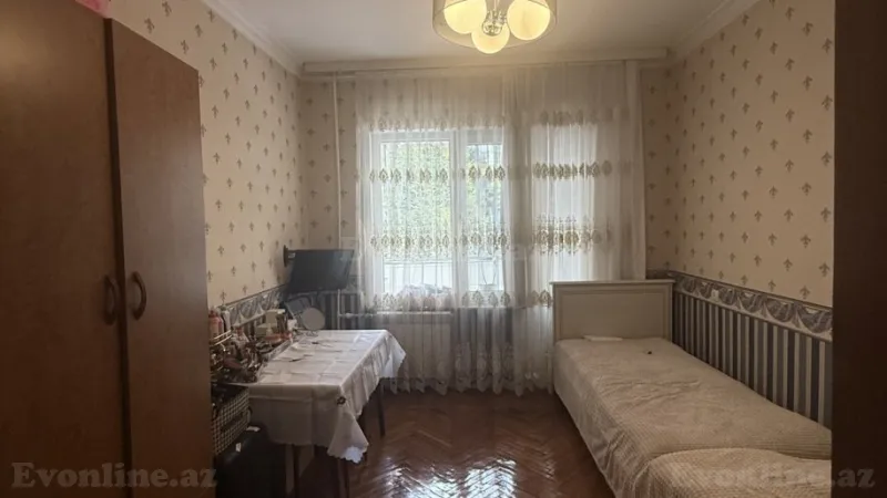 4 otaqlı Mənzil 101 m² Nərimanov r. Satılır