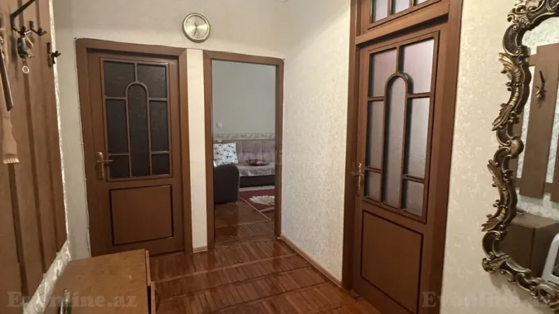 Satılır 4 otaqlı Mənzil Köhnə tikili 101 m² Nərimanov r. - şəkil 3