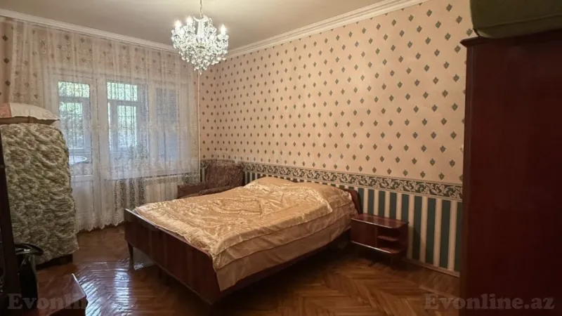 Satılır 4 otaqlı Mənzil Köhnə tikili 101 m² Nərimanov r. - şəkil 15