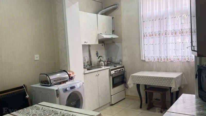 Satılır 4 otaqlı Mənzil Köhnə tikili 101 m² Nərimanov r. - şəkil 21