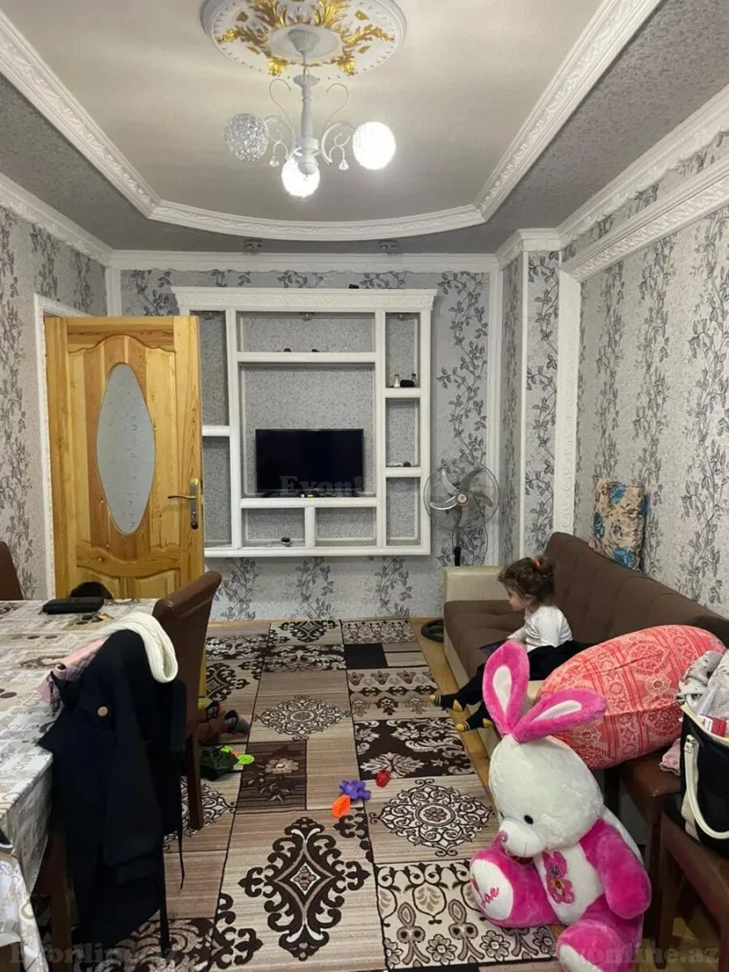 2 otaqlı Mənzil 65 m² İnşaatçılar m. Kirayə verilir