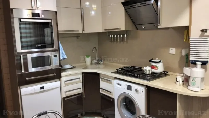 Satılır 5 otaqlı Mənzil Köhnə tikili 120 m² Əhmədli m. - şəkil 17