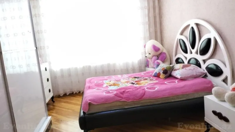 Satılır 5 otaqlı Mənzil Köhnə tikili 120 m² Əhmədli m. - şəkil 23