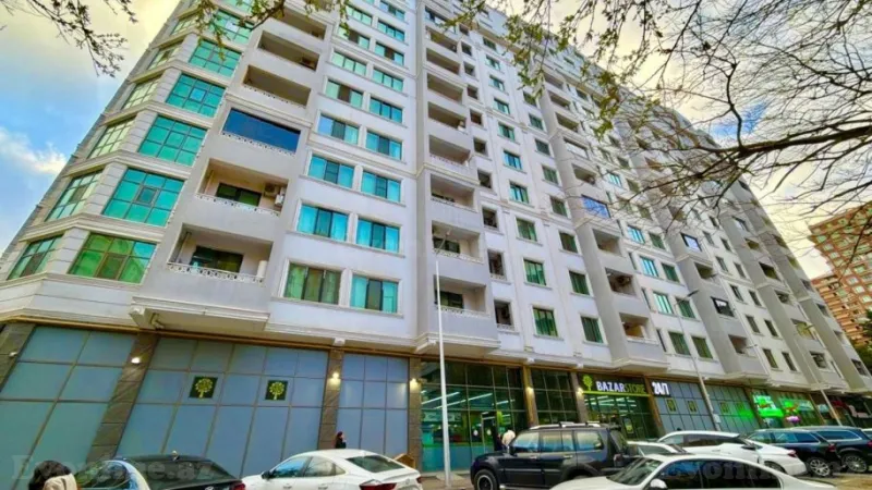 4 otaqlı Mənzil 135 m² Nəsimi r. Satılır