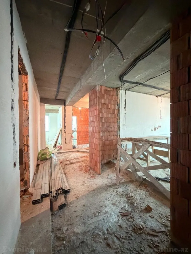 Satılır 4 otaqlı Mənzil Yeni tikili 135 m² Nəsimi r. - şəkil 6