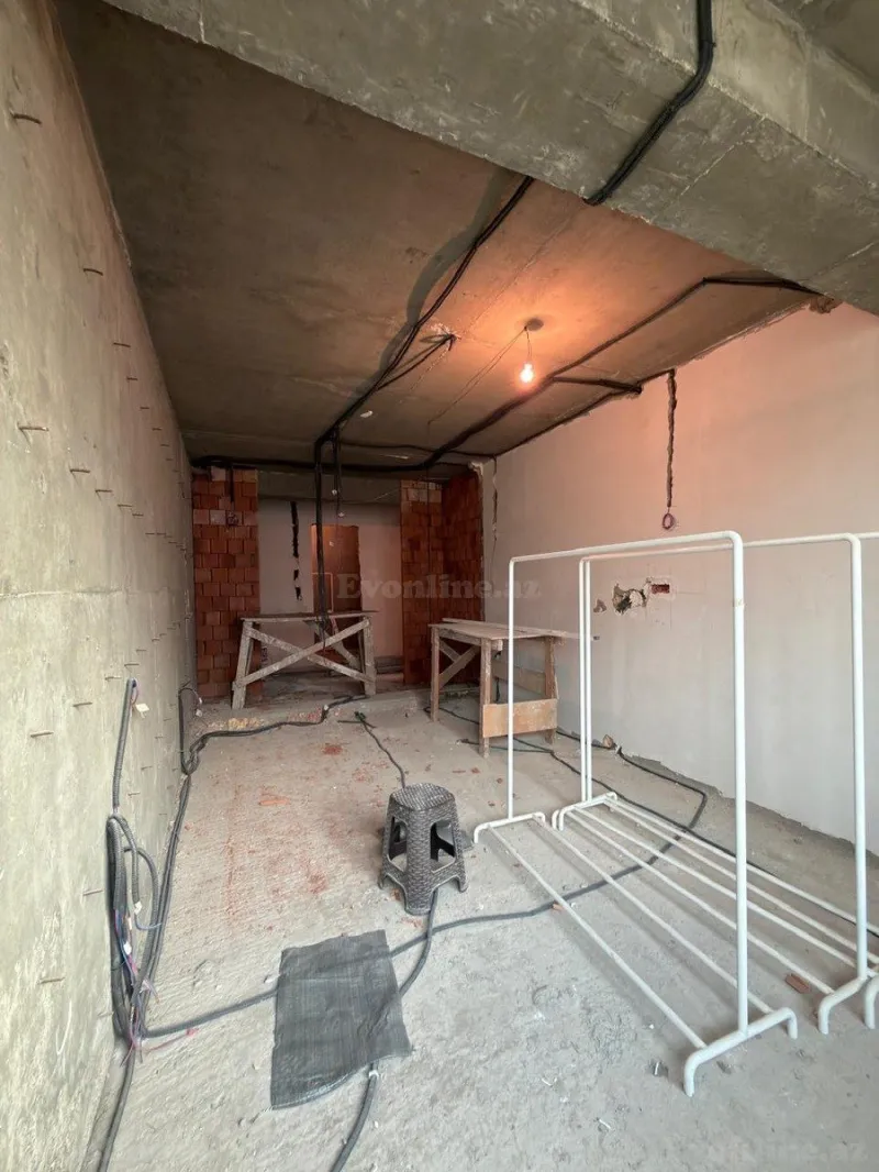 Satılır 4 otaqlı Mənzil Yeni tikili 135 m² Nəsimi r. - şəkil 10