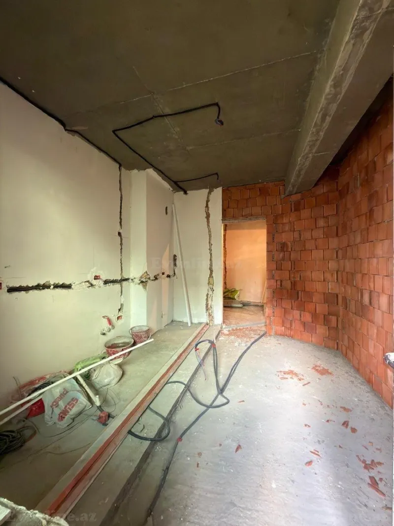 Satılır 4 otaqlı Mənzil Yeni tikili 135 m² Nəsimi r. - şəkil 12