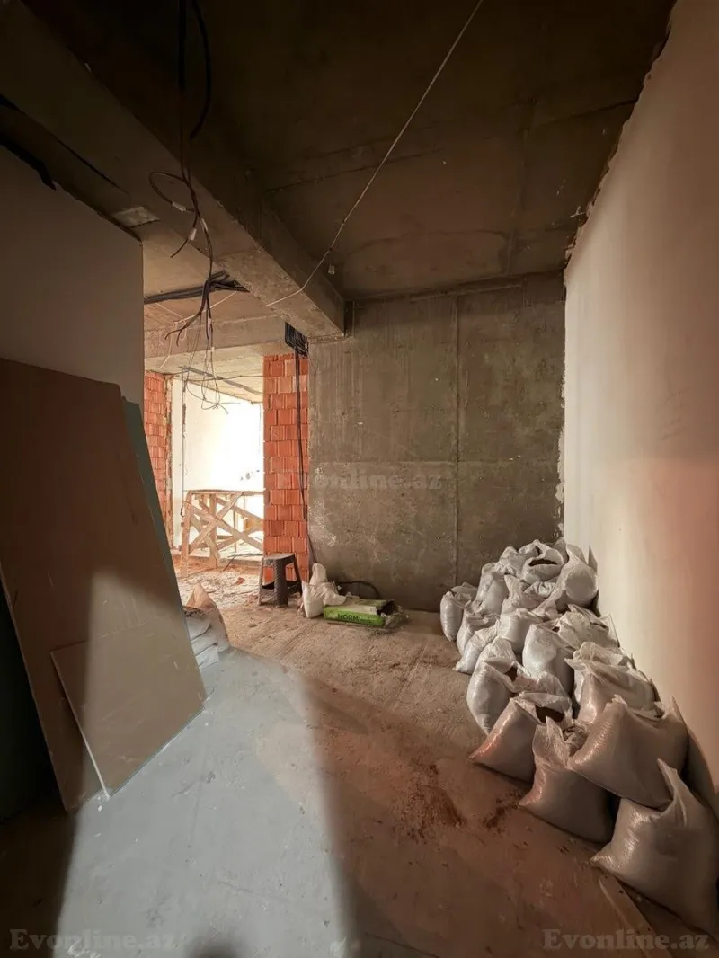 Satılır 4 otaqlı Mənzil Yeni tikili 135 m² Nəsimi r. - şəkil 22