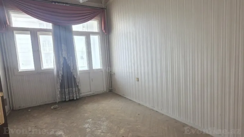 Satılır 2 otaqlı Mənzil Köhnə tikili 68 m² Sahil m. - şəkil 4