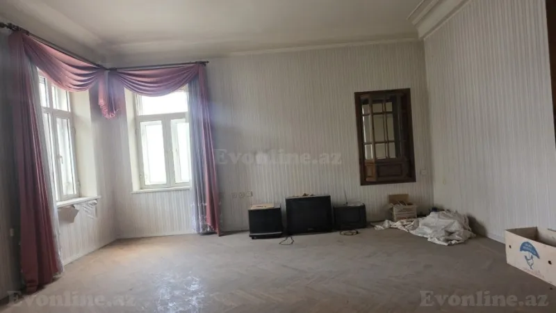 Satılır 2 otaqlı Mənzil Köhnə tikili 68 m² Sahil m. - şəkil 6