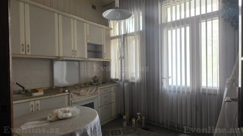 Satılır 2 otaqlı Mənzil Köhnə tikili 68 m² Sahil m. - şəkil 7