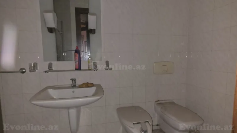 Satılır 2 otaqlı Mənzil Köhnə tikili 68 m² Sahil m. - şəkil 9