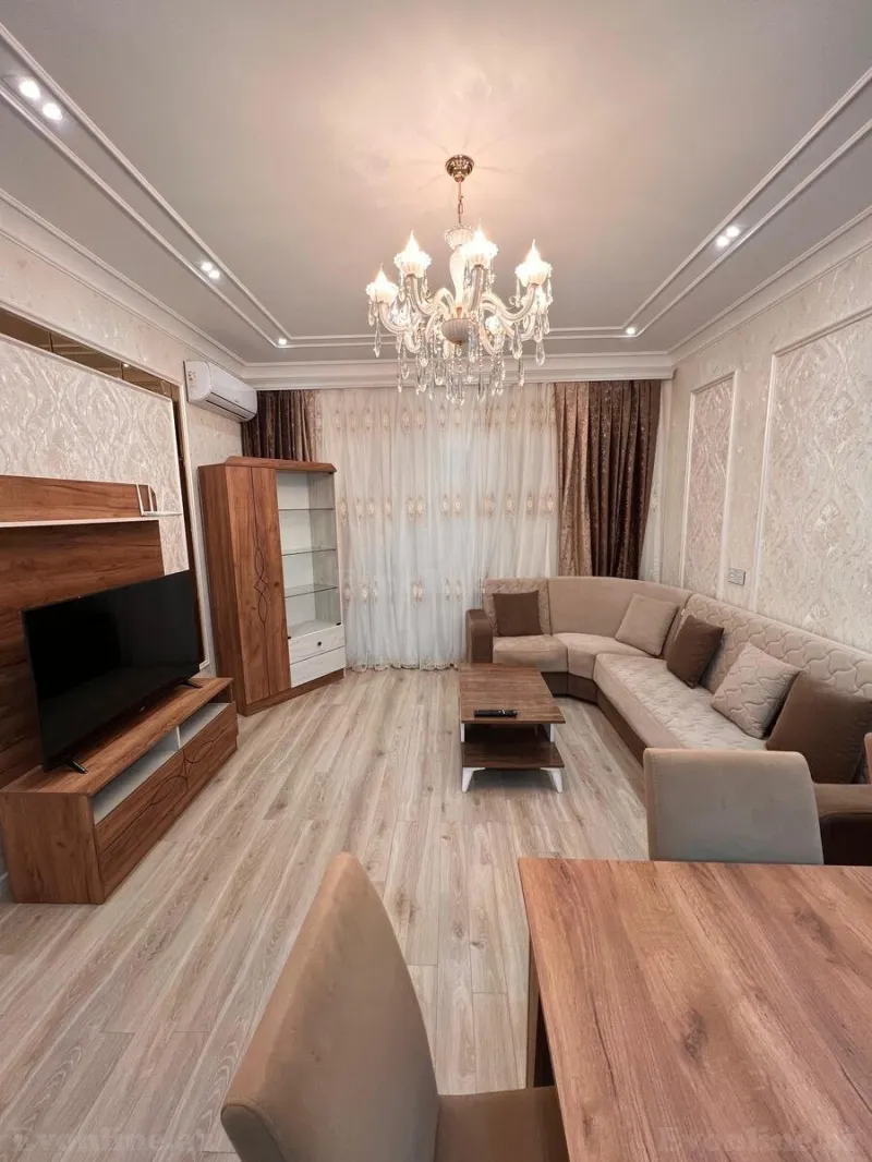 Kirayə verilir 2 otaqlı Mənzil Yeni tikili 70 m² 8 Noyabr m. - şəkil 2