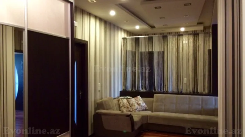 Satılır 4 otaqlı Mənzil Yeni tikili 117 m² 8 Noyabr m. - şəkil 3