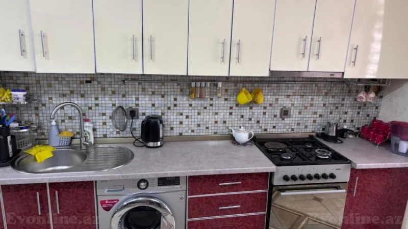 Satılır 3 otaqlı Mənzil Yeni tikili 110 m² Memar Əcəmi m. - şəkil 10