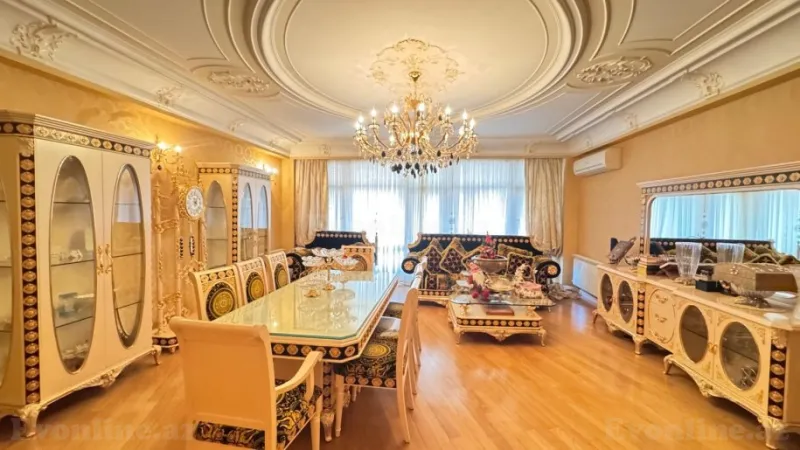 4 otaqlı Mənzil 217 m² 28 May m. Kirayə verilir