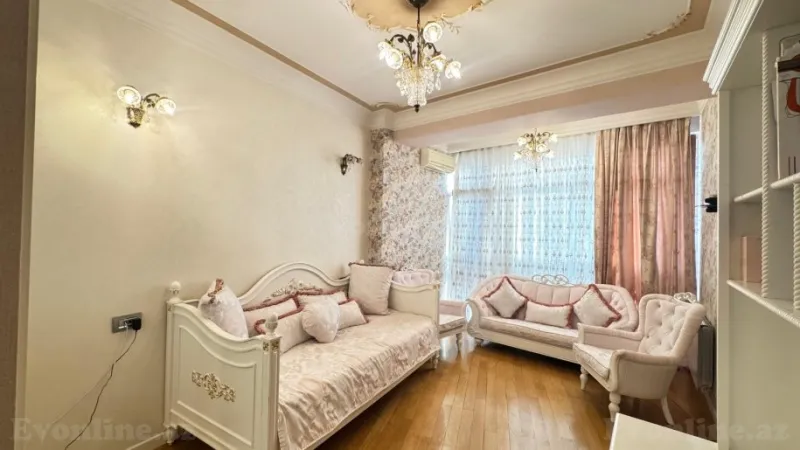 Kirayə verilir 4 otaqlı Mənzil Yeni tikili 217 m² 28 May m. - şəkil 7