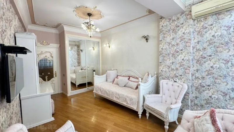 Kirayə verilir 4 otaqlı Mənzil Yeni tikili 217 m² 28 May m. - şəkil 8