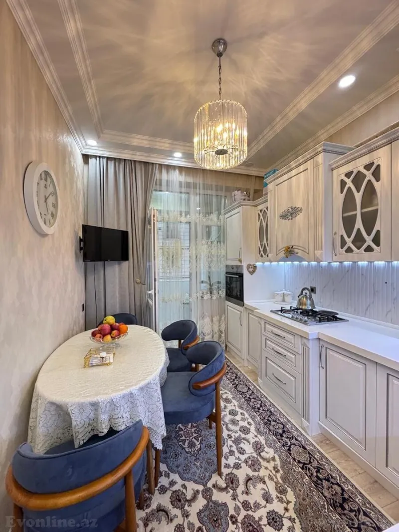 Satılır 2 otaqlı Mənzil Yeni tikili 90.5 m² 28 May m.