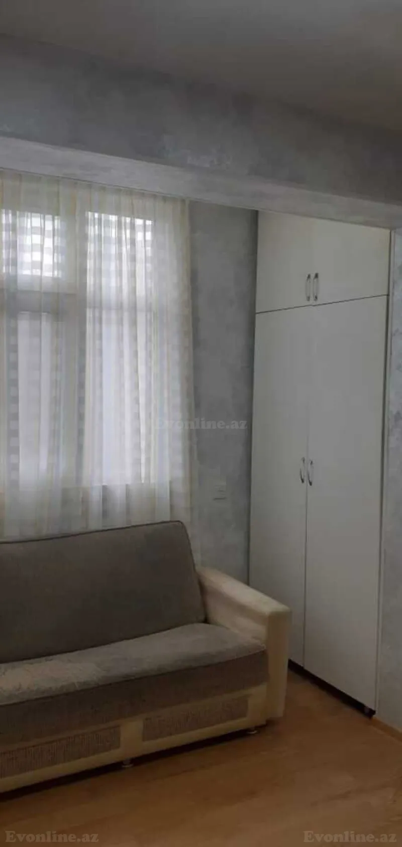 1 otaqlı Mənzil 45 m² 8-ci mikrorayon Satılır