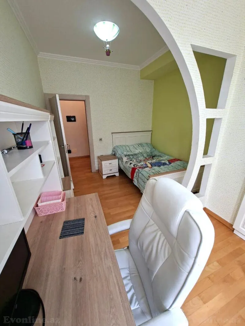 Kirayə verilir 3 otaqlı Mənzil Yeni tikili 110 m² Xətai m. - şəkil 9