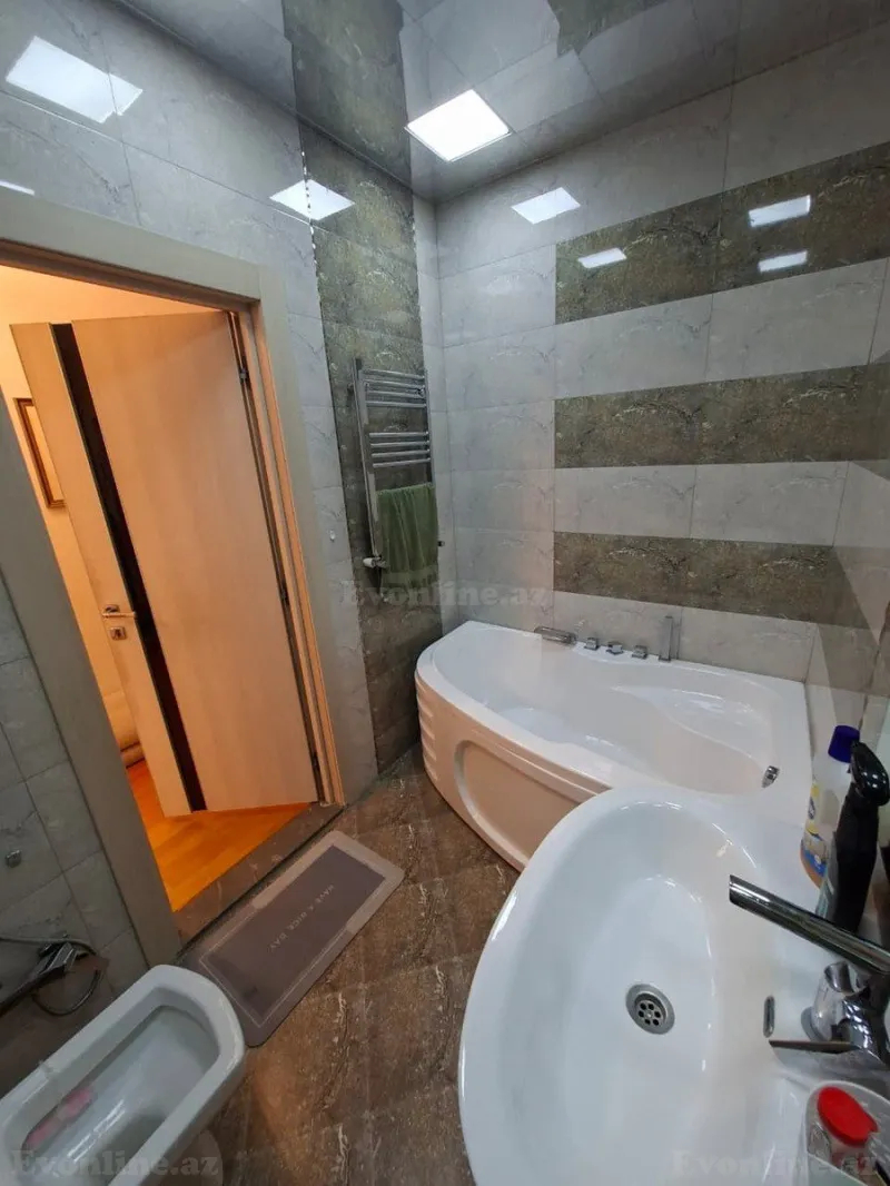 Kirayə verilir 3 otaqlı Mənzil Yeni tikili 110 m² Xətai m. - şəkil 13