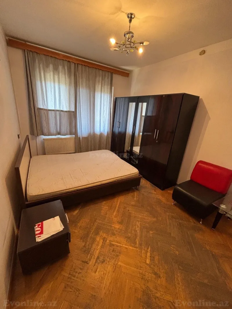 Kirayə verilir 4 otaqlı Mənzil Köhnə tikili 100 m² Qara Qarayev m. - şəkil 6