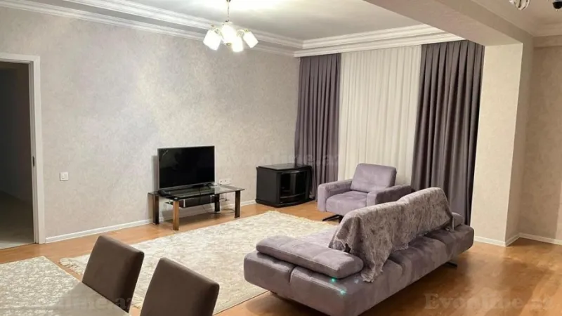 Kirayə verilir 3 otaqlı Mənzil Yeni tikili 127 m² Həzi Aslanov m. - şəkil 9