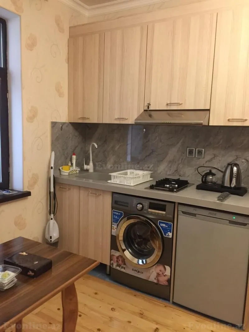 Kirayə verilir 1 otaqlı Mənzil Köhnə tikili 20 m² İçərişəhər m. - şəkil 8