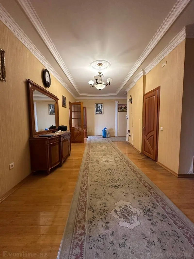 Satılır 4 otaqlı Mənzil Yeni tikili 240 m² Xətai m. - şəkil 12