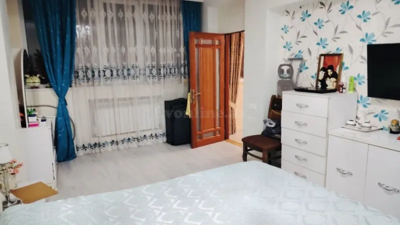 Satılır 3 otaqlı Mənzil Köhnə tikili 120 m² İnşaatçılar m. - şəkil 8