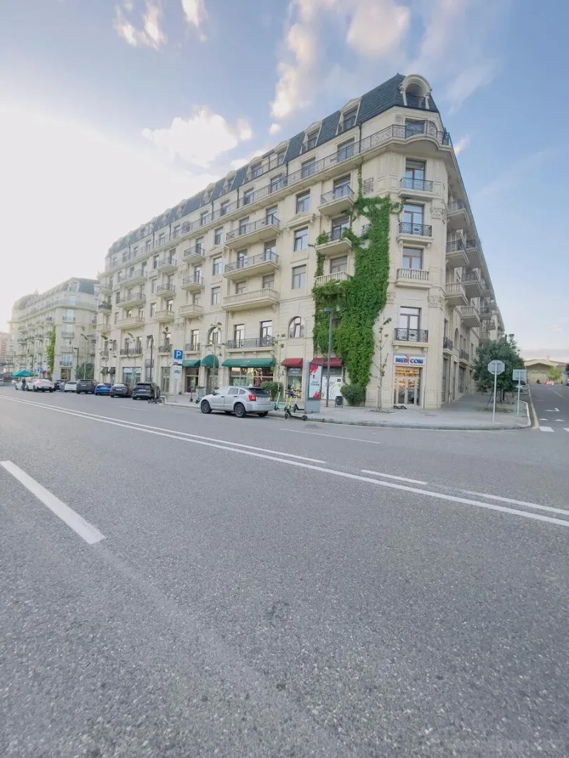 Satılır 3 otaqlı Mənzil Yeni tikili 92 m² Xətai r.