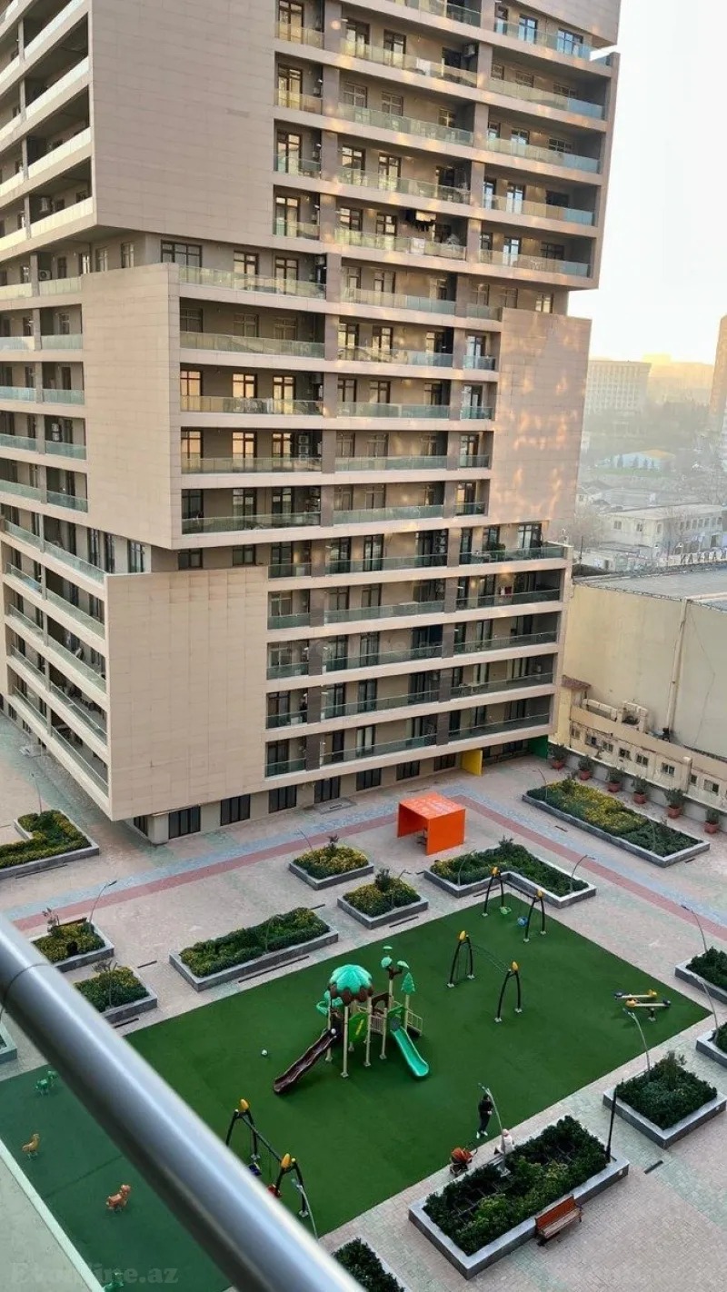 Kirayə verilir 3 otaqlı Mənzil Yeni tikili 148 m² Yasamal